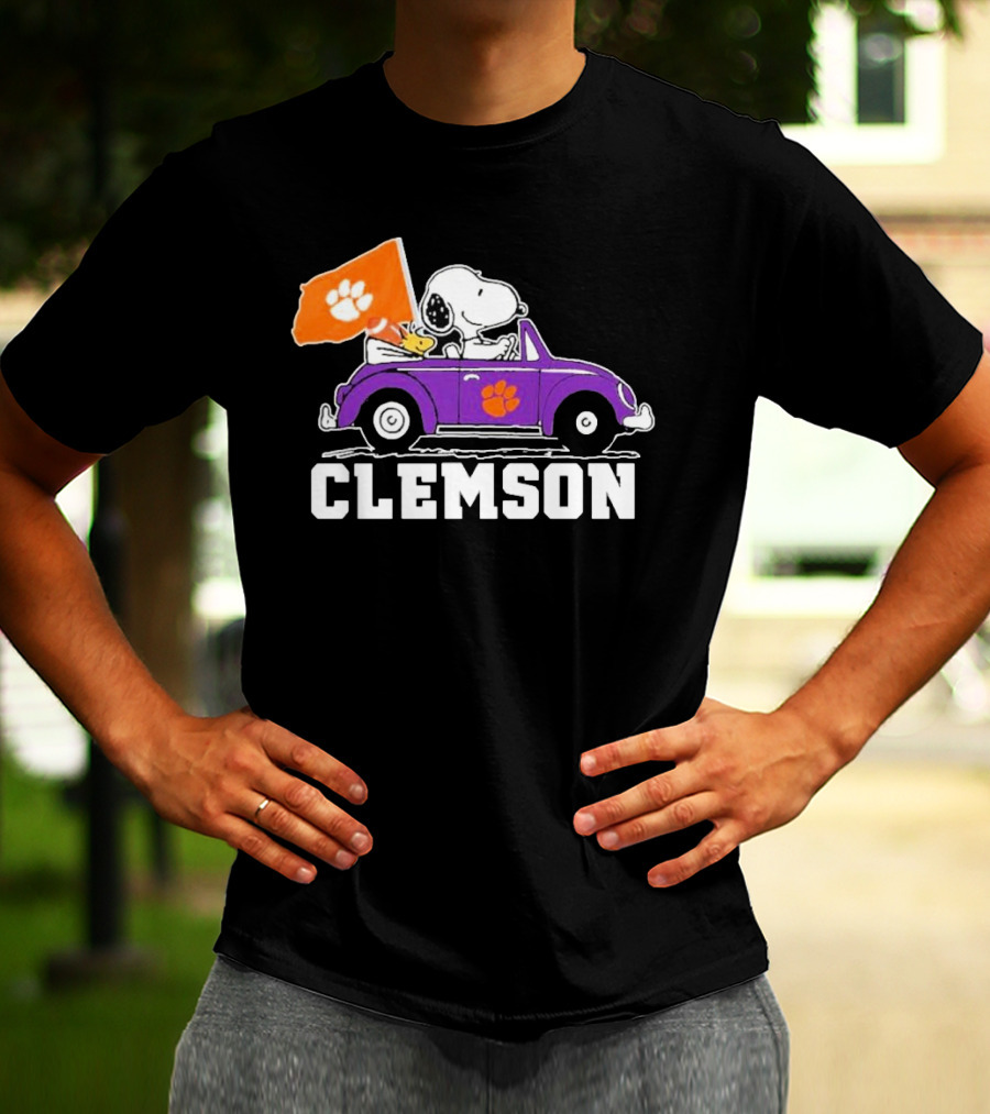 Peanuts Snoopy Woodstock Driving Purple Car With Clemson Tigers Flag CFP T-Shirt
