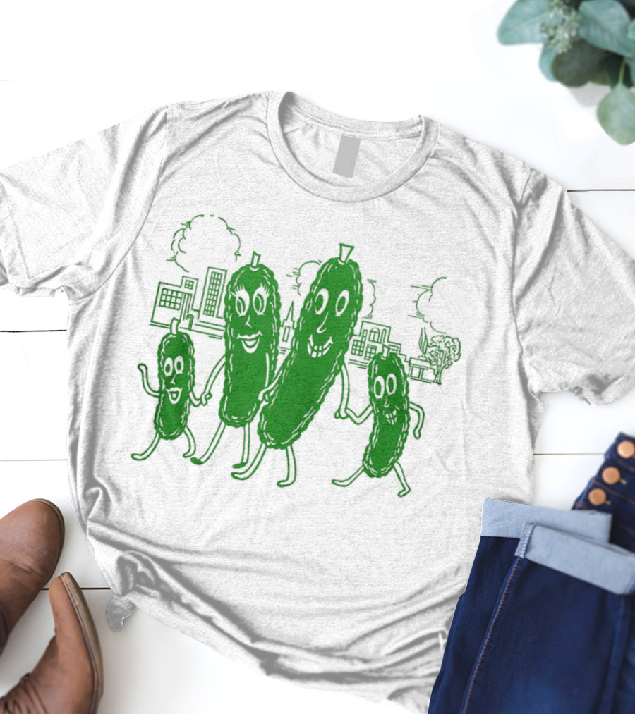Vintage Pickle Family With Cityscape Background Vintage T-Shirt