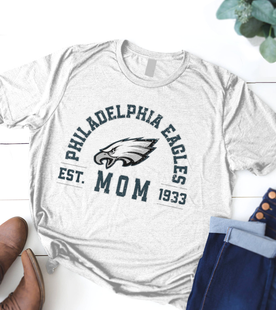 Philadelphia Eagles Mom Est. 1933 T-Shirt