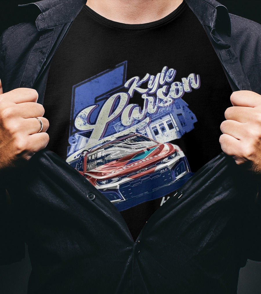 Kyle Larson Hendrick Motorsports Valvoline Racing Car T-Shirt