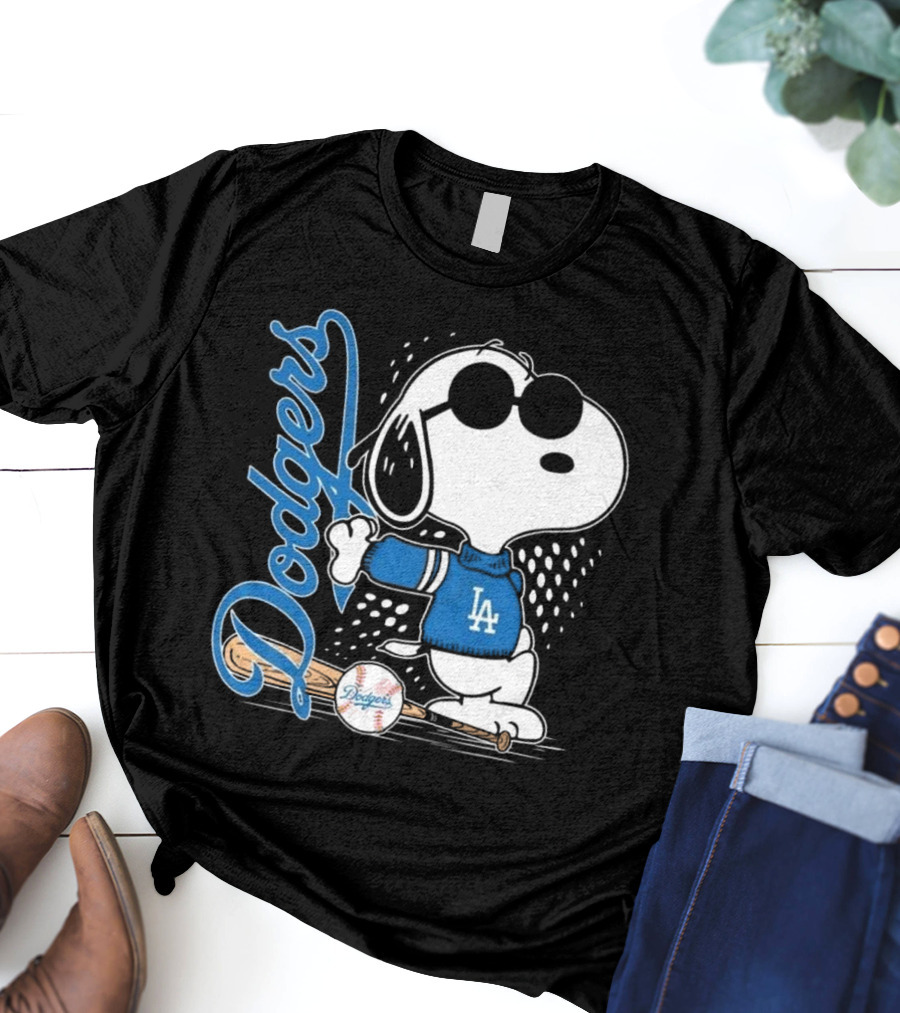 Los Angeles Dodgers Snoopy MLB 2025 Peanuts Baseball Collaboration T-Shirt