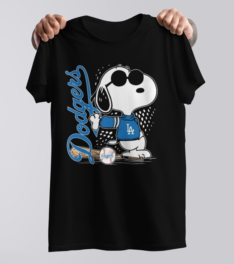 Los Angeles Dodgers Snoopy MLB 2025 Peanuts Baseball Collaboration T-Shirt
