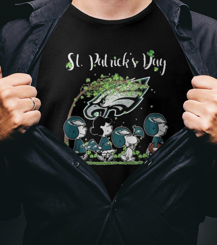 St Patrick's Day Peanuts Philadelphia Eagles Football Celebration T-Shirt