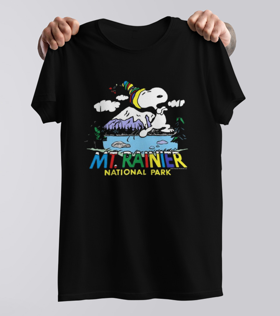 Peanuts Snoopy Mt. Rainier National Park Colorful Adventure T-Shirt