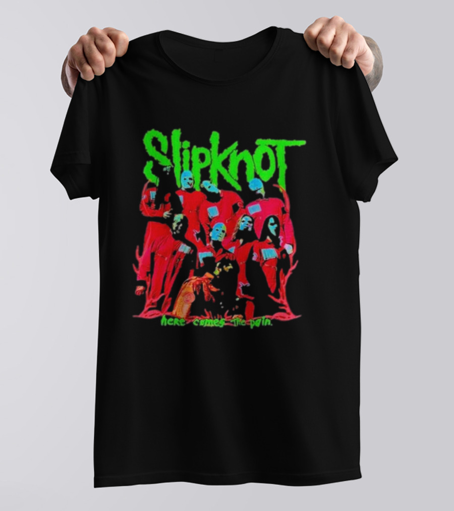 Slipknot Here Comes The Pain Text With Red Figures And Green Logo T-Shirt