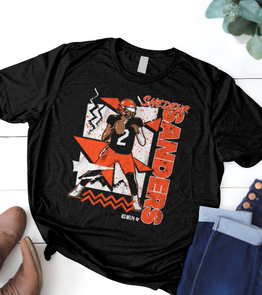 Shedeur Sanders 90s Style Retro Football Illustration T-Shirt