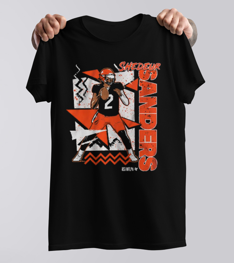 Shedeur Sanders 90s Style Retro Football Illustration T-Shirt