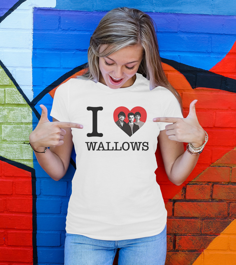 I Love Wallows Band Trio Red Heart T-Shirt