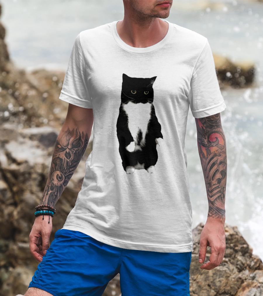 Unicouniuni Cat Playful Tuxedo T-Shirt