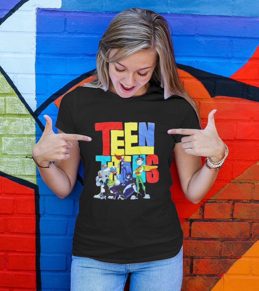 Teen Titans Cartoon Characters Group Pose T-Shirt