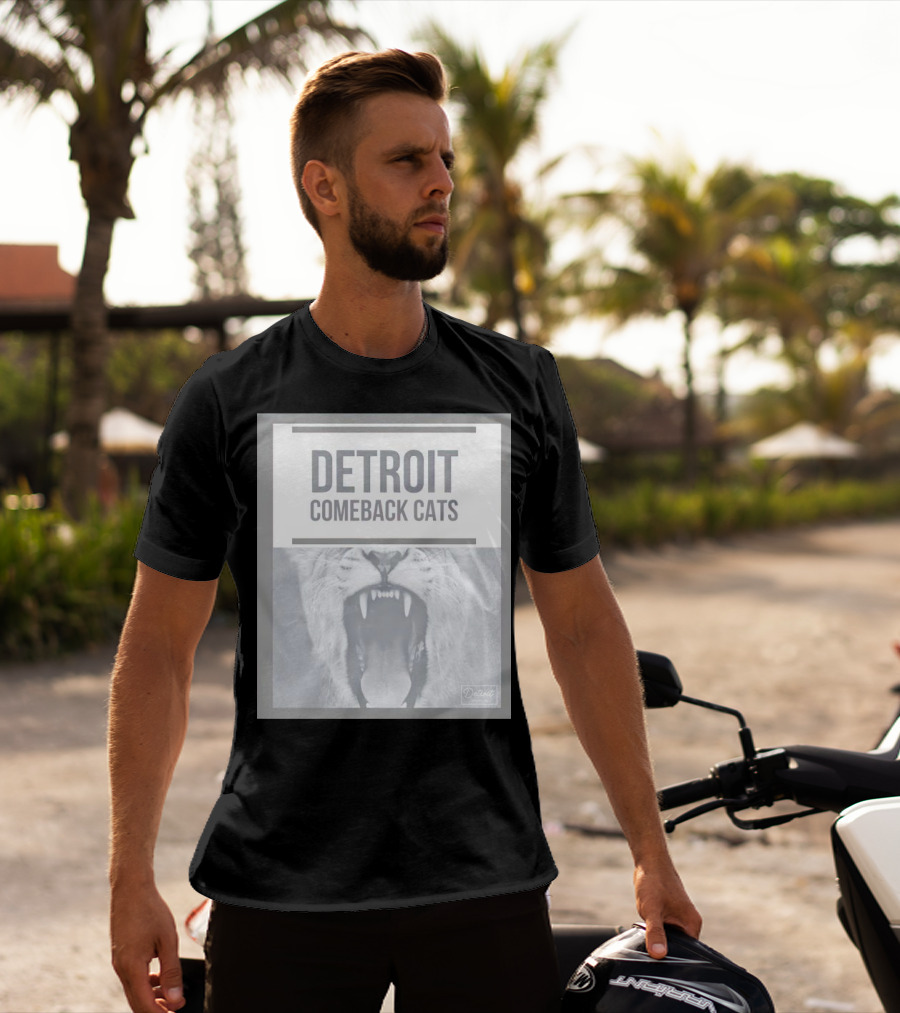Detroit Comeback Cats Roaring Lion T-Shirt