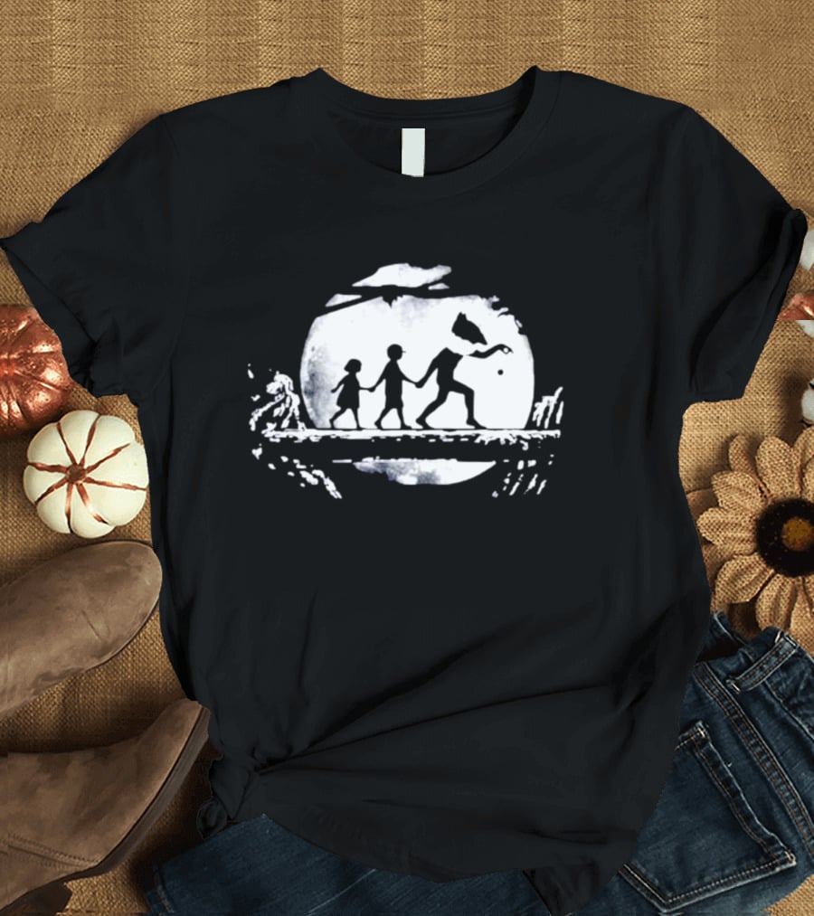 Sleeper King 097 Moon Silhouette Adventure T-Shirt