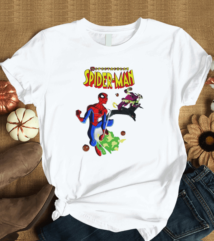 The Spectacular Spider-Man Versus Green Goblin Battle Scene T-Shirt