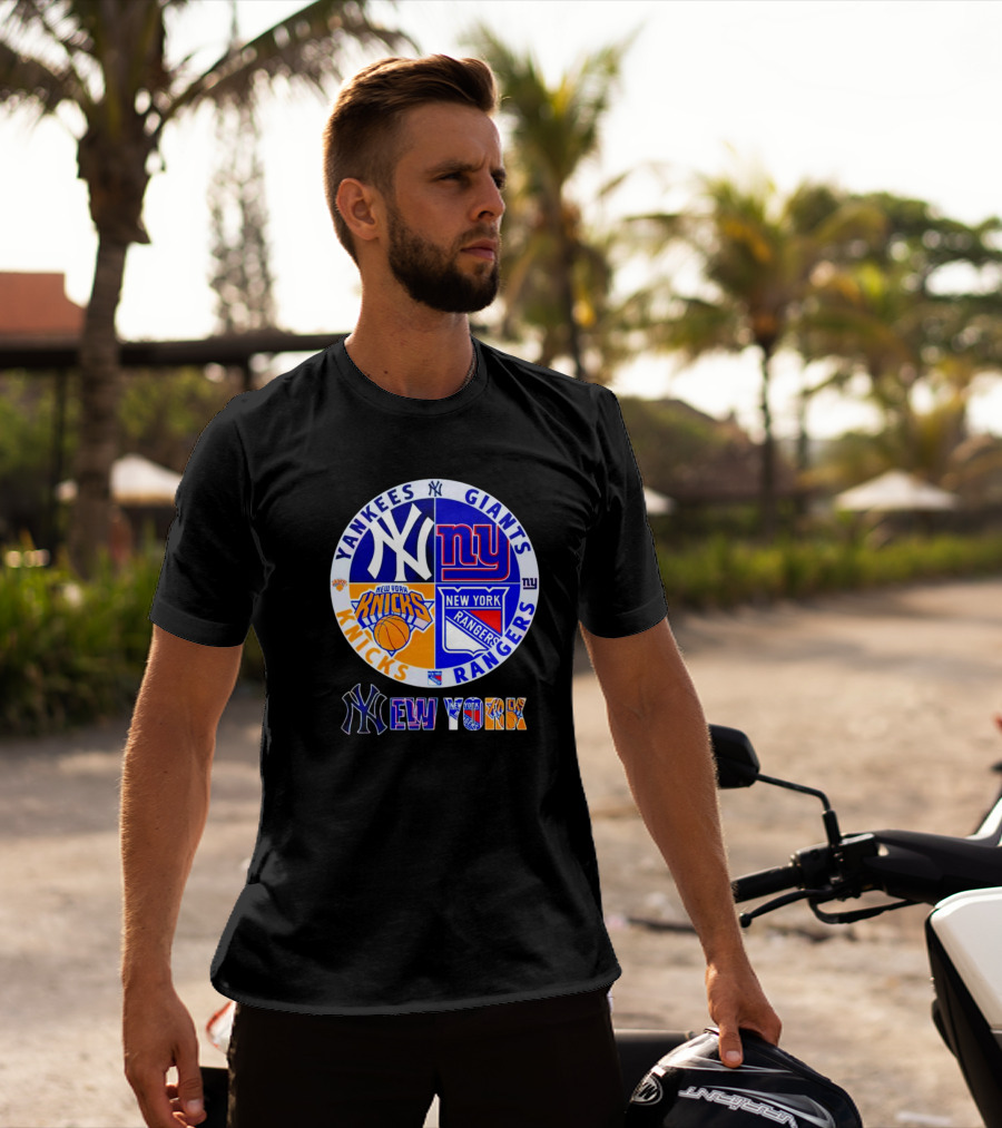 Yankees Giants Knicks Rangers New York T-Shirt