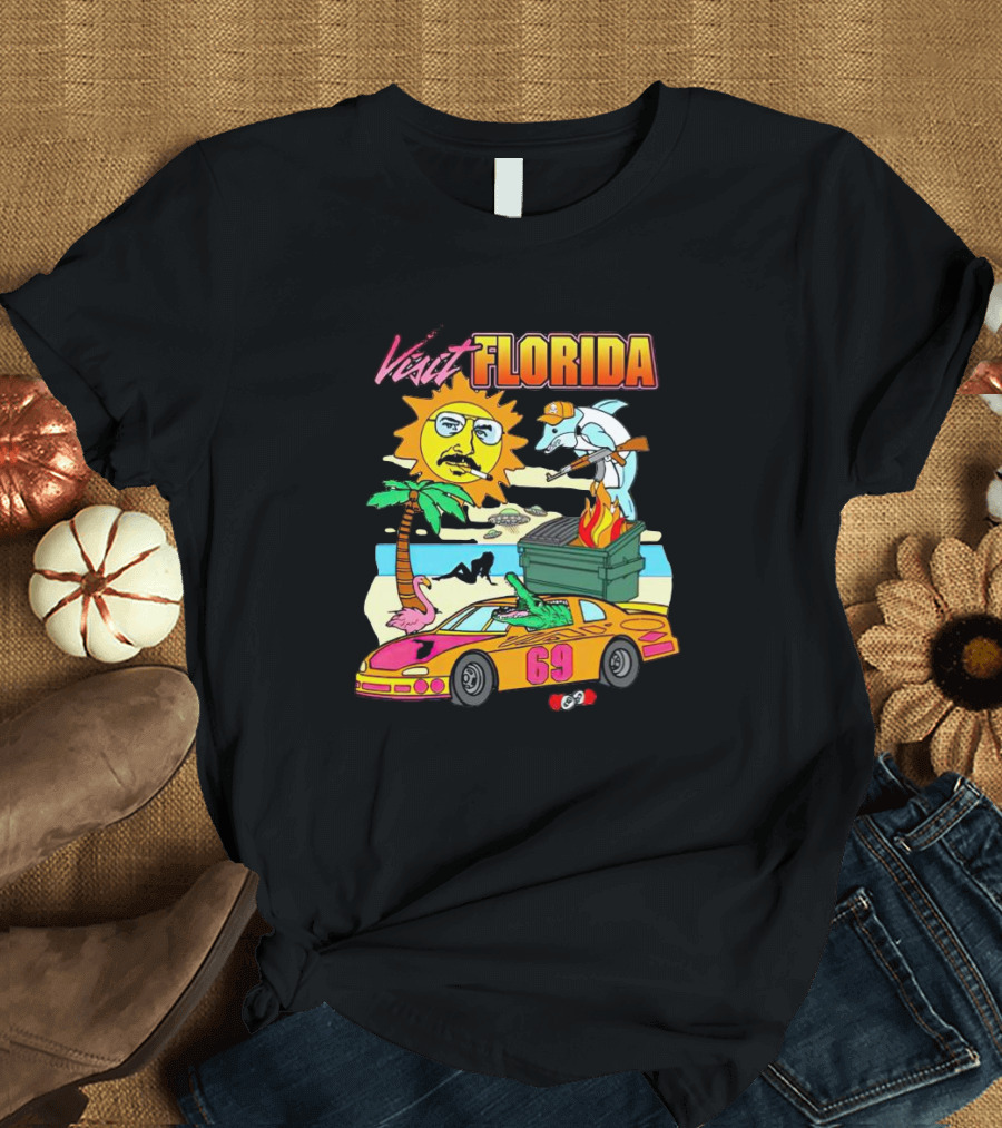 Visit Florida Beach Car Alligator Sun Dolphin Racing Fun T-Shirt