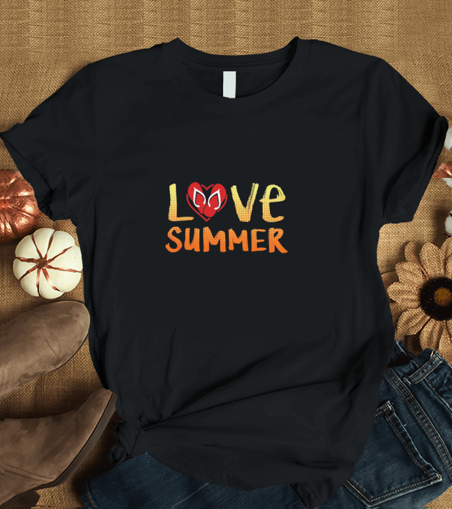 LOVE SUMMER Heart Symbol With Shades Of Orange And Yellow T-Shirt