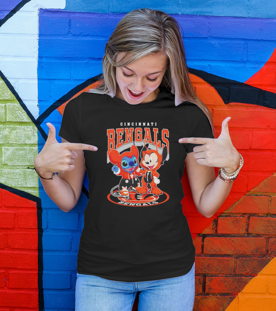 Cincinnati Bengals Mickey And Stitch NFL Collaboration T-Shirt
