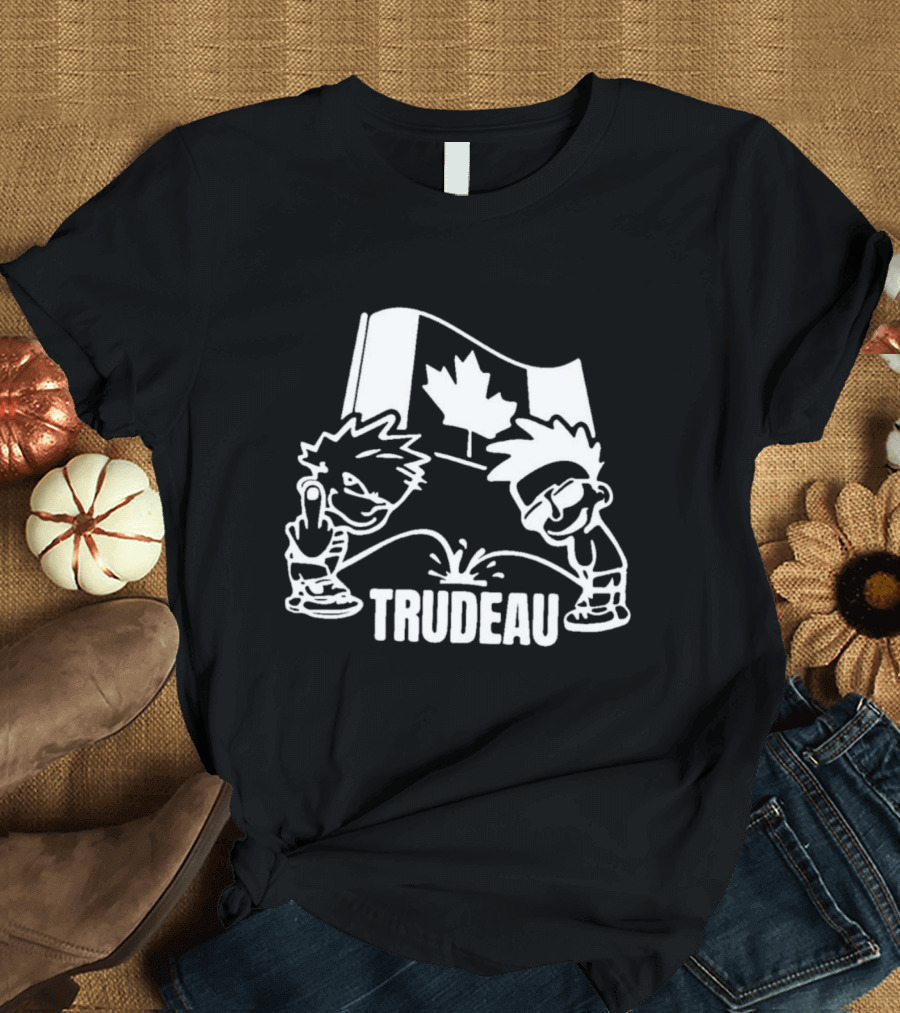 Calvin Peeing On Trudeau Canada Flag T-Shirt