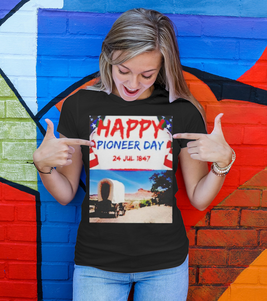 Happy Pioneer Day 24 Jul 1847 Covered Wagon Desert Scene T-Shirt