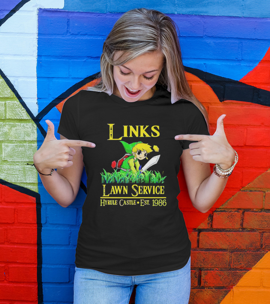 Links Lawn Service Hyrule Castle Est. 1986 T-Shirt
