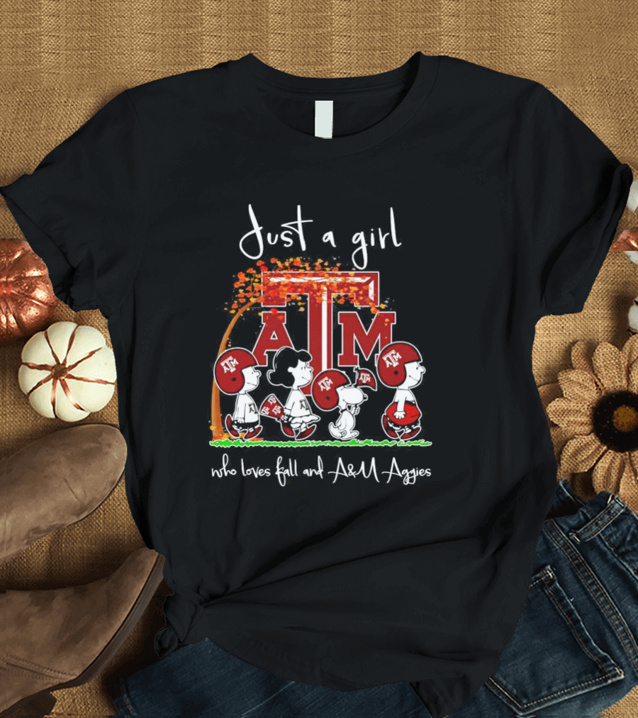 Just A Girl Who Loves Fall And A&M Aggies Peanuts Characters T-Shirt