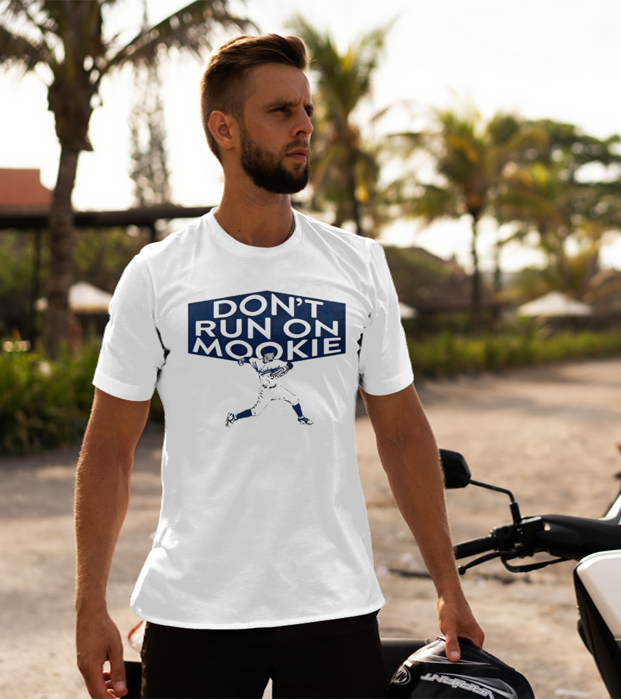 DON’T RUN ON MOOKIE PLAYER SILHOUETTE BASEBALL T-Shirt