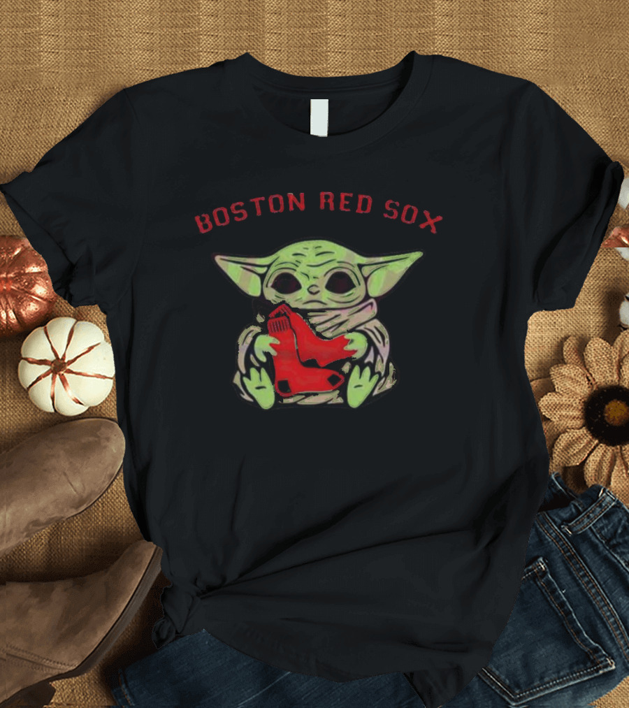 Boston Red Sox Baby Yoda Hug Red Sox T-Shirt