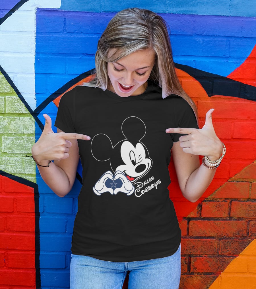 Dallas Cowboys Mickey Mouse Heart Star Fandom T-Shirt