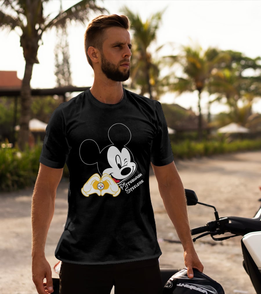 Mickey Mouse Heart Hands Pittsburgh Steelers T-Shirt