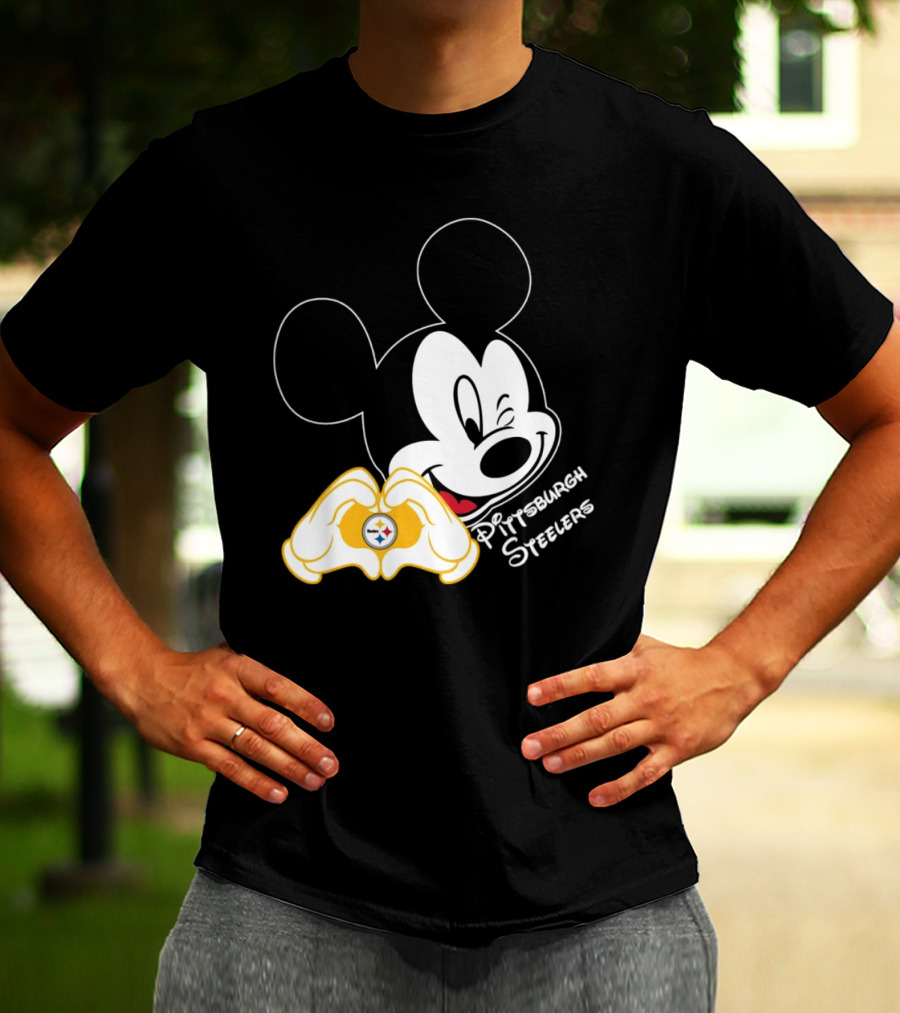 Mickey Mouse Heart Hands Pittsburgh Steelers T-Shirt