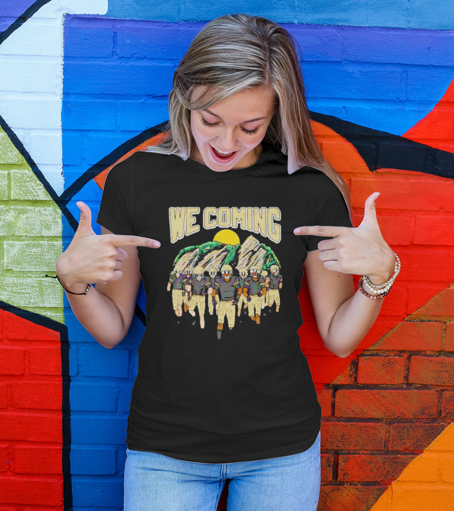 We Coming Colorado Buffaloes Football Team Sun And Mountains T-Shirt