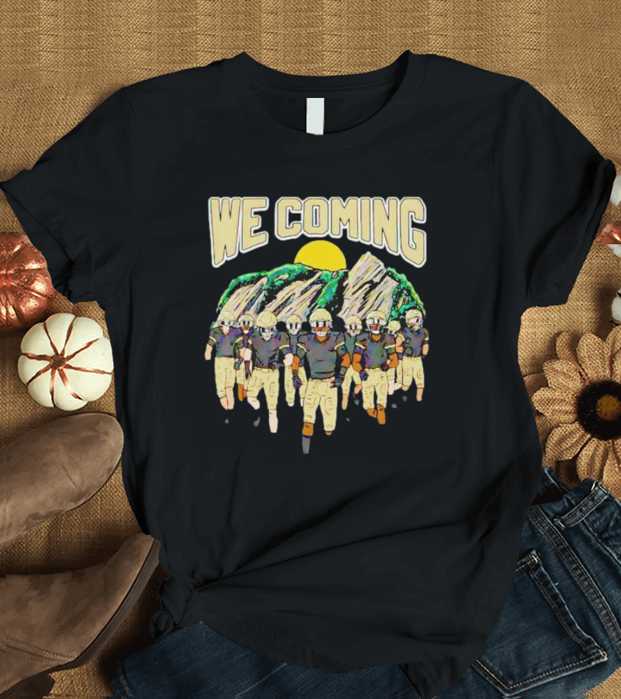 We Coming Colorado Buffaloes Football Team Sun And Mountains T-Shirt