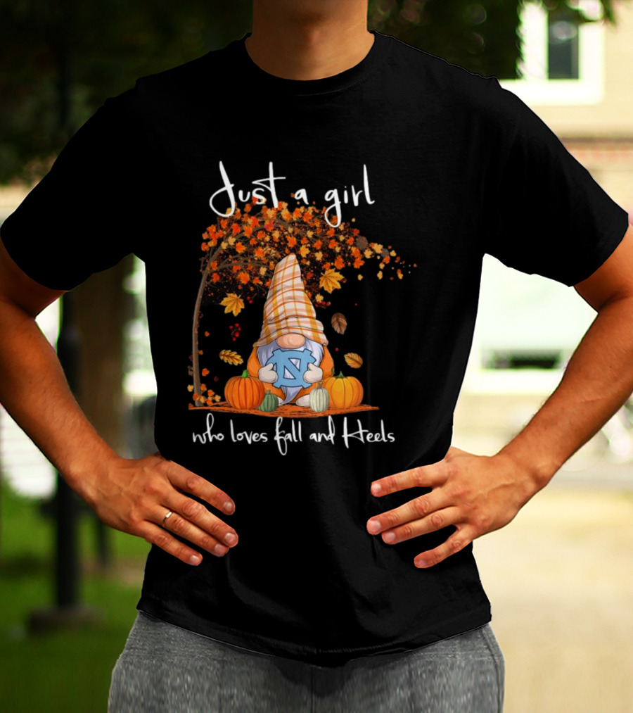 Just A Girl Who Loves Fall And North Carolina Tar Heels Gnome T-Shirt