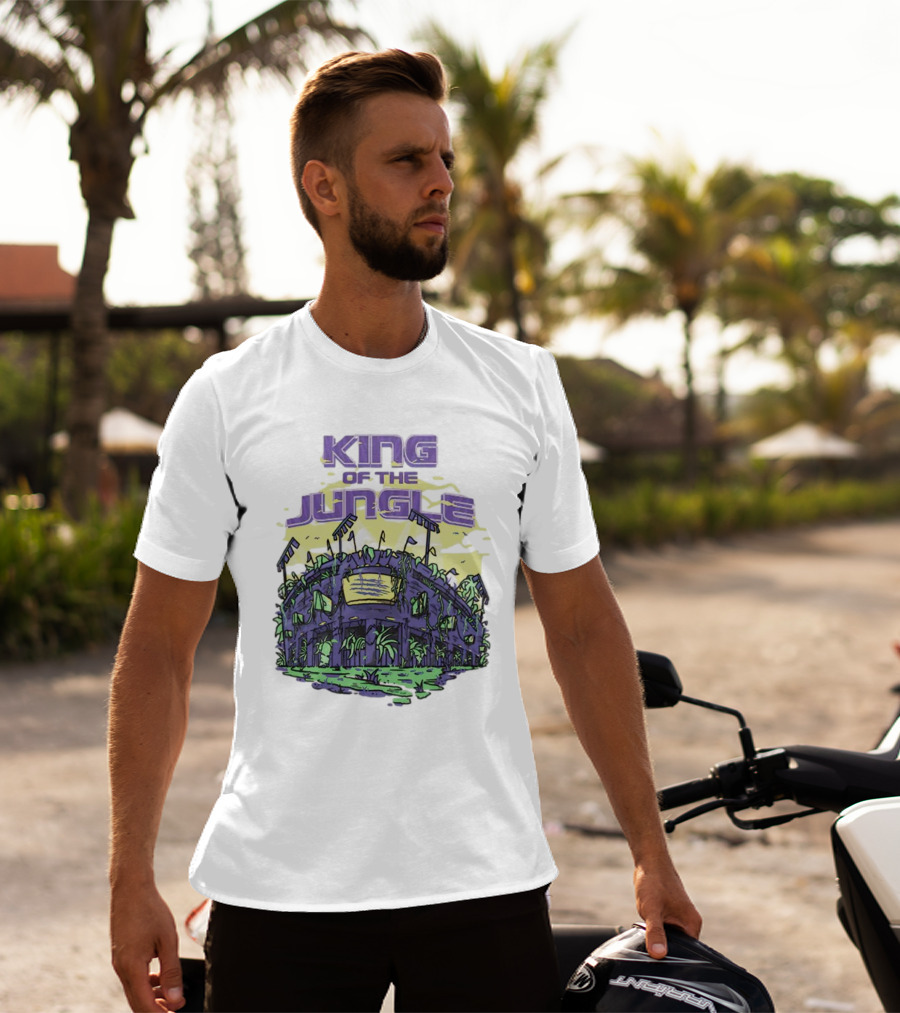 Los Angeles Lakers King Of The Jungle Stadium Scene T-Shirt