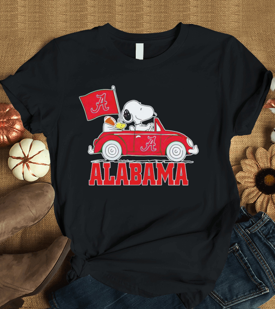 Snoopy And Woodstock Driving Red Car Alabama Crimson Tide Flag T-Shirt