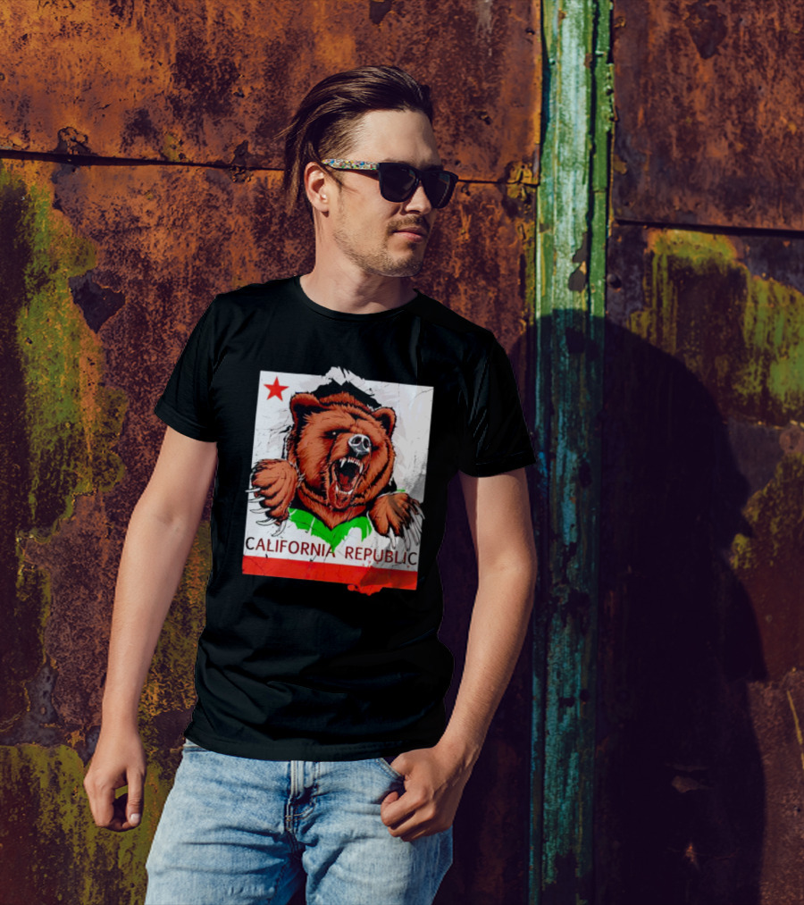 California Republic Bear Roaring Star Red Stripe T-Shirt