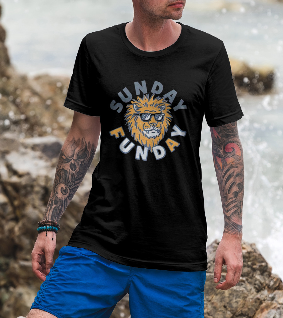 Sunday Funday Cool Sunglasses Lion Detroit Football T-Shirt