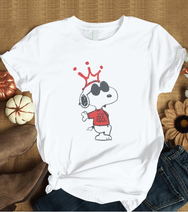 Peanuts Snoopy Joe Cool With Crown Iconic T-Shirt