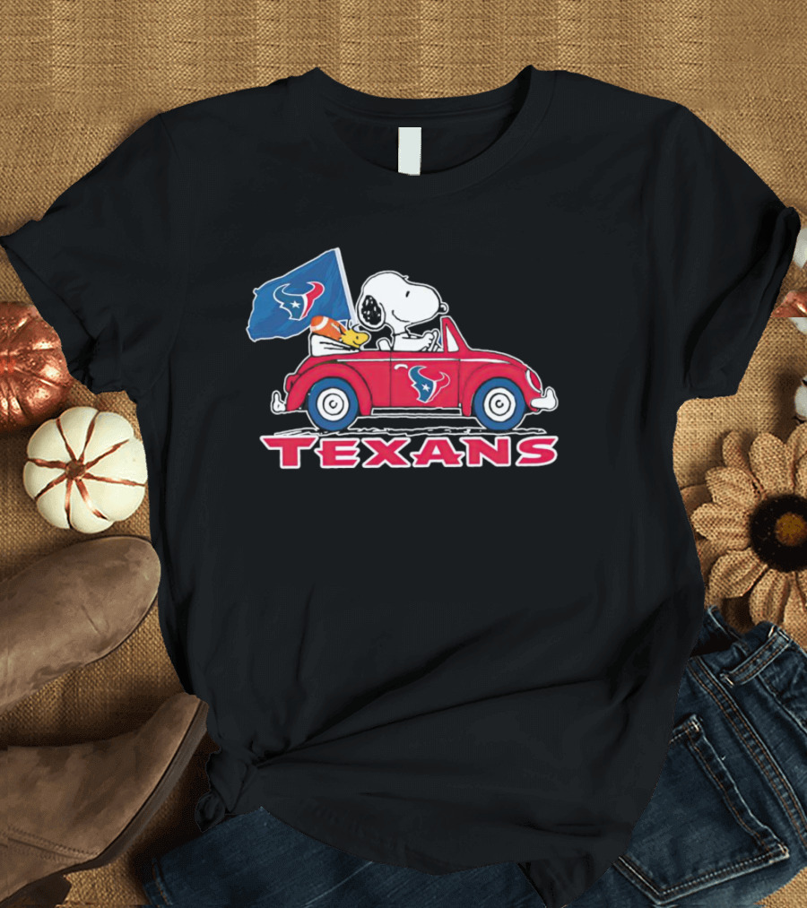 Snoopy And Woodstock Driving Car Texans Flag T-Shirt