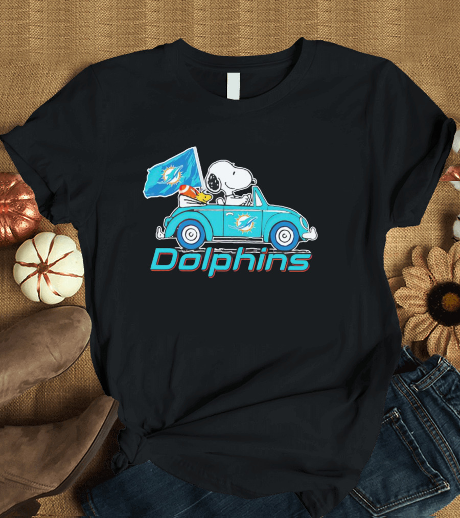 Snoopy And Woodstock Driving Car Miami Dolphins Flag T-Shirt