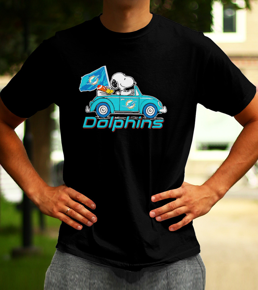 Snoopy And Woodstock Driving Car Miami Dolphins Flag T-Shirt