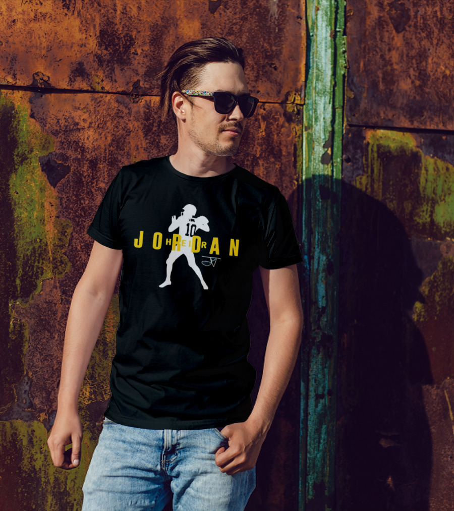 Jordan Love Heir 10 Green Bay Packers Signature T-Shirt