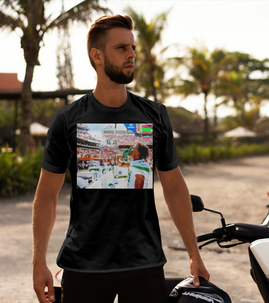 Trending Garrett Wilson Shhh Football Silence T-Shirt