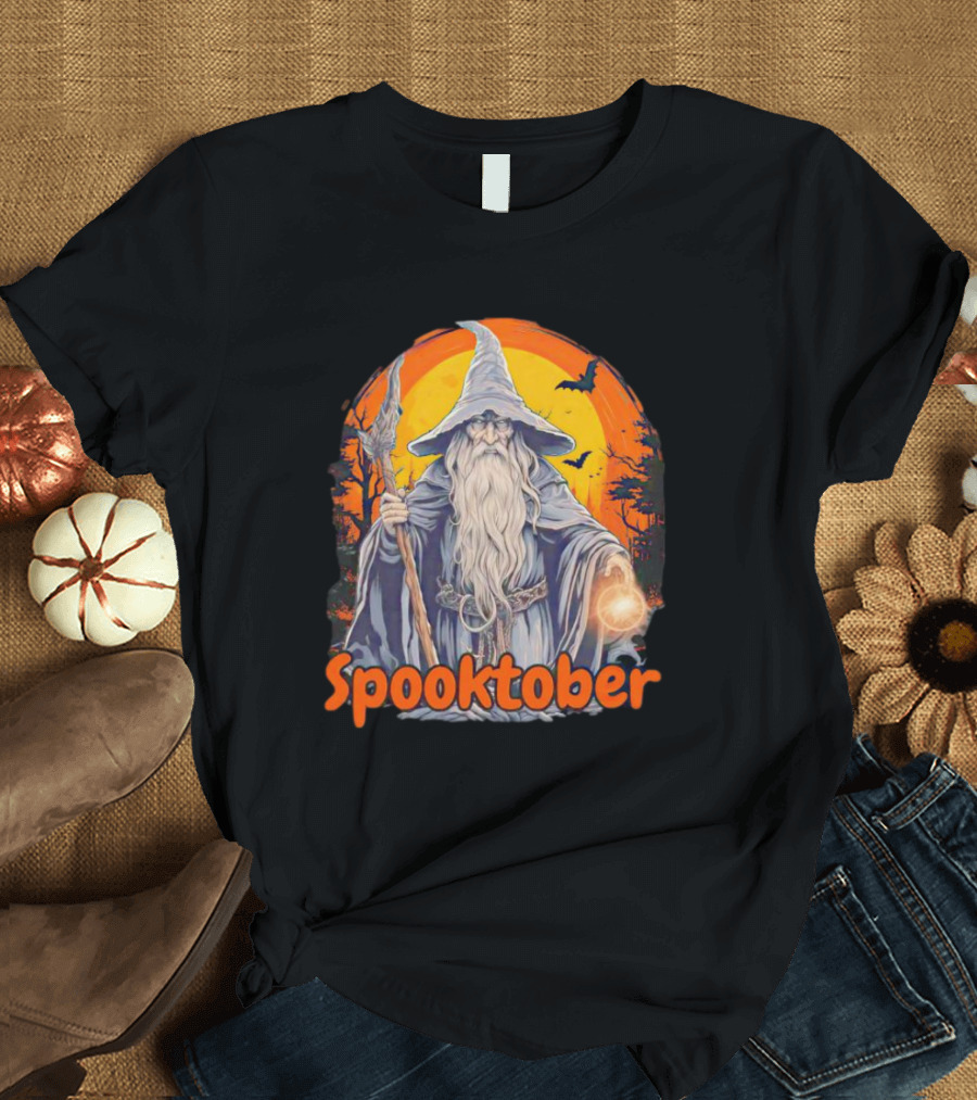 Spooktober Wizard Halloween With Wand And Orange Bats T-Shirt