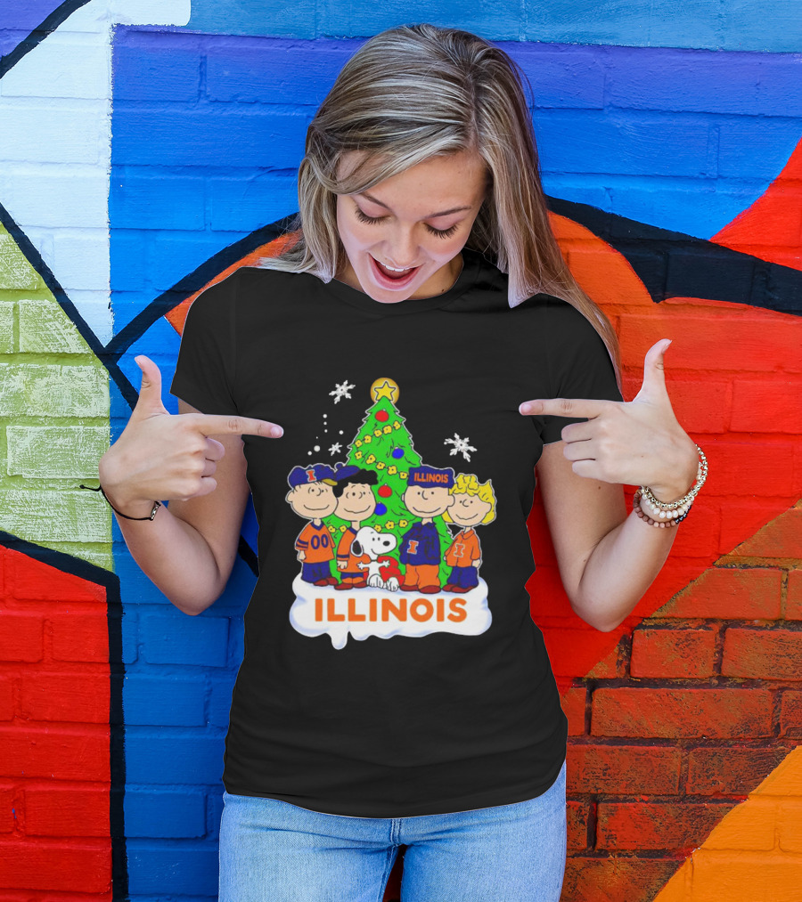 Peanuts Characters Illinois Christmas Tree With Snoopy And Festive Decorations T-Shirt