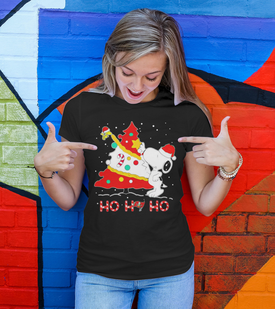 Snoopy And Woodstock Ho Ho Ho Christmas Tampa Bay Buccaneers T-Shirt