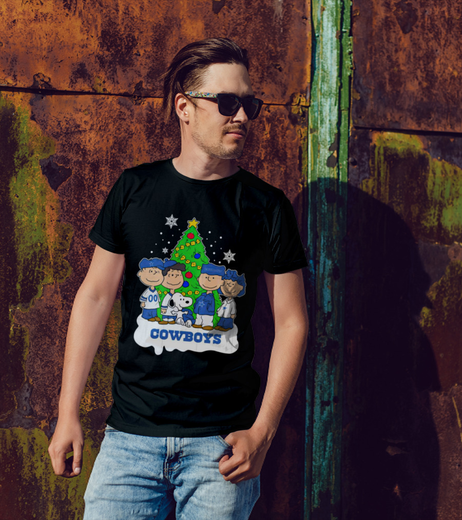 Peanuts Characters Dallas Cowboys Christmas Tree Cowboys T-Shirt