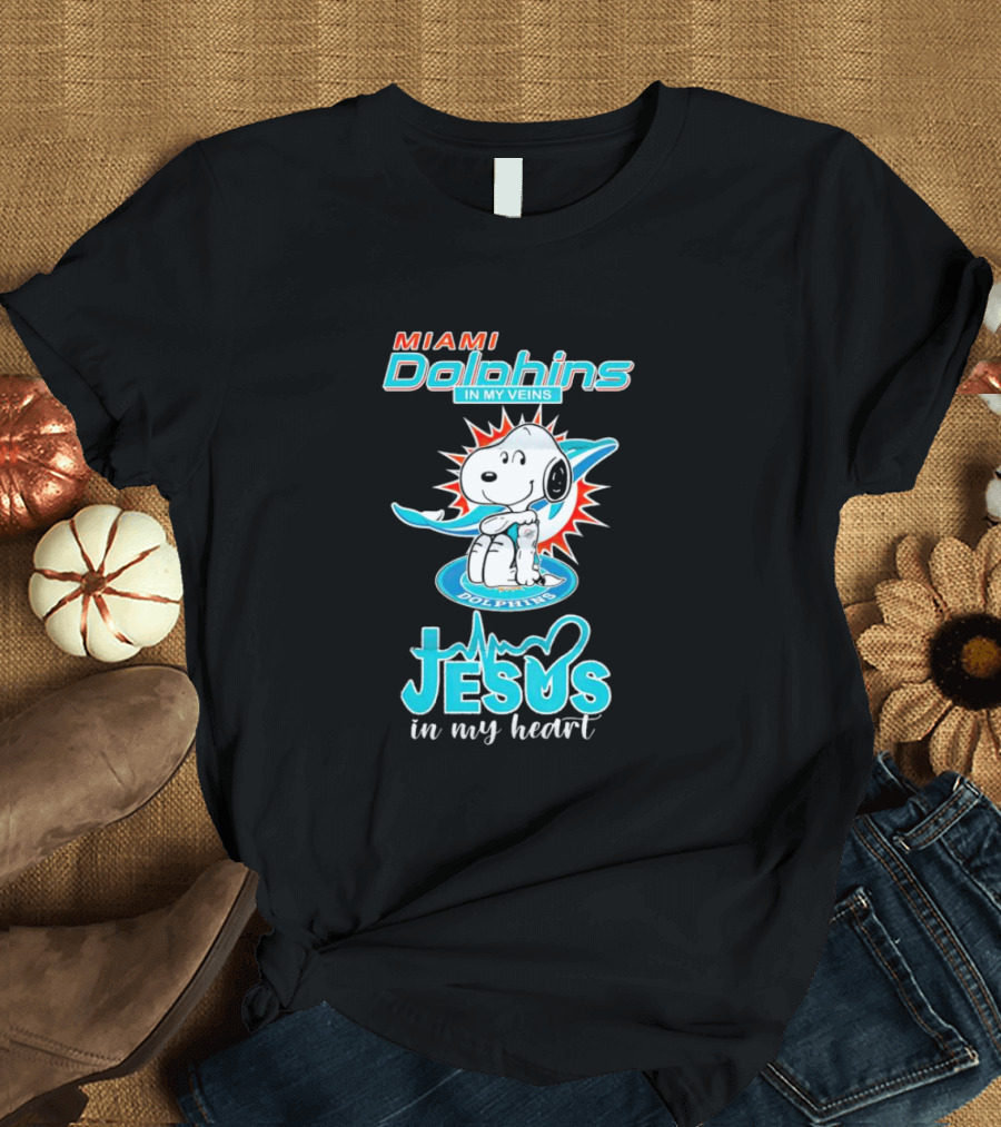 Snoopy Miami Dolphins In My Veins Jesus In My Heart T-Shirt
