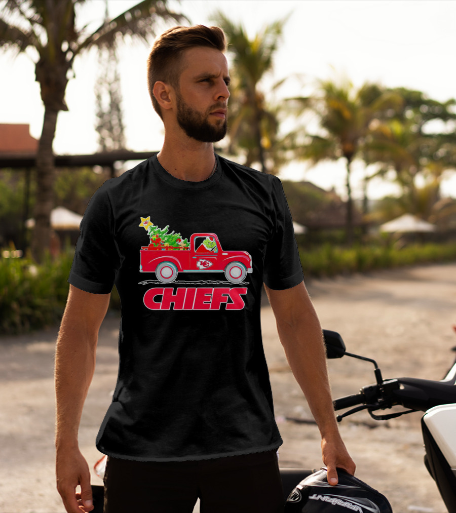 Grinch Driving Kansas City Chiefs Red Truck With Christmas Tree T-Shirt