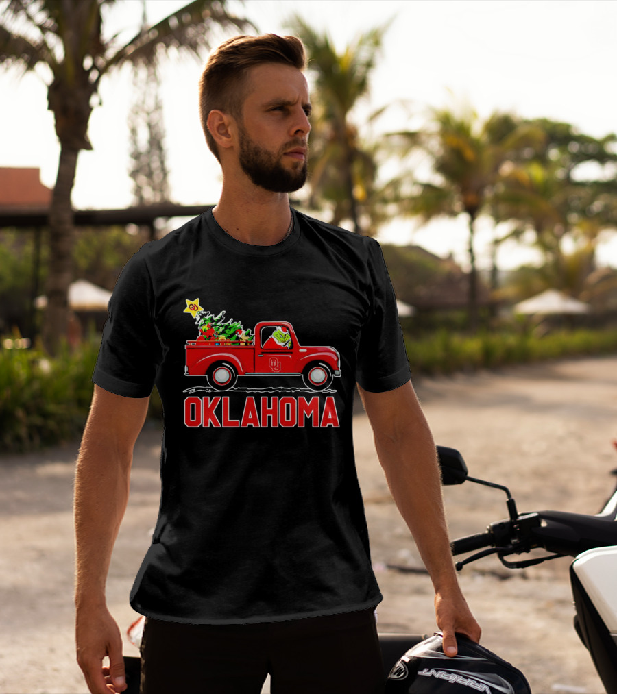 Grinch Driving Red Truck With Christmas Tree And Oklahoma Sooners T-Shirt